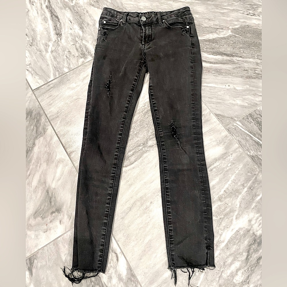 Articles of society distressed black skinny jeans, stretchy, size 25